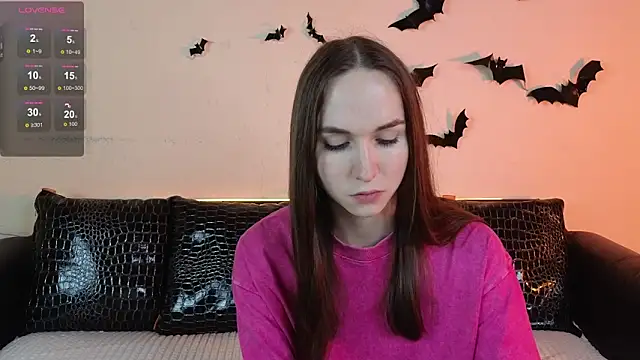 Angeel Kate online show from November 11, 12:40 pm