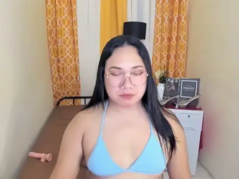 TsUncutKaren online show from April 9, 12:11 pm