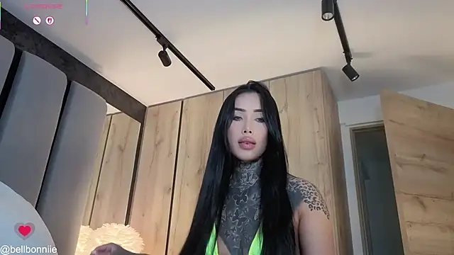 belllbonniie online show from June 6, 8:27 pm