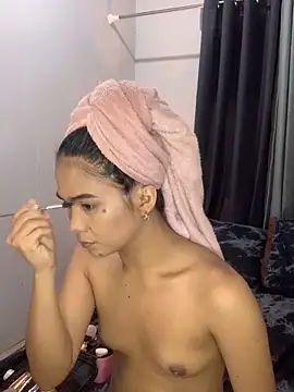 AngelHille online show from November 6, 9:59 pm