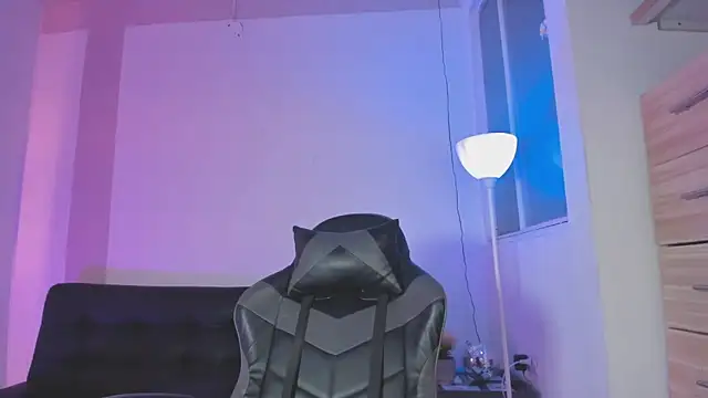 Nikkita Dragon online show from September 17, 3:33 am