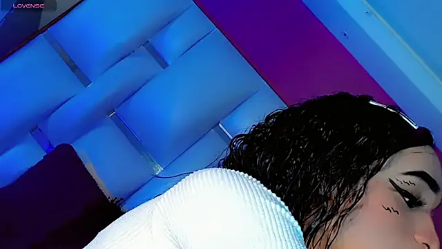 JessiscaWalker online show from April 17, 7:59 pm