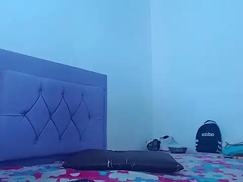 whitneytt online show from November 24, 9:00 am