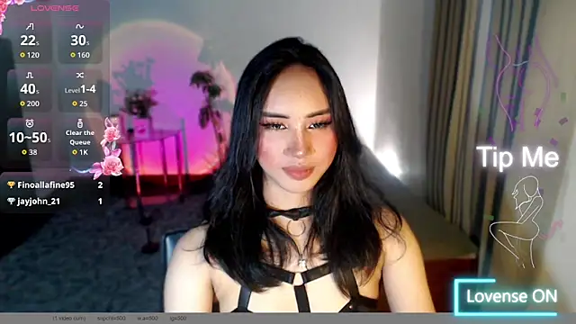 Divine Goddesss online show from November 3, 5:39 am