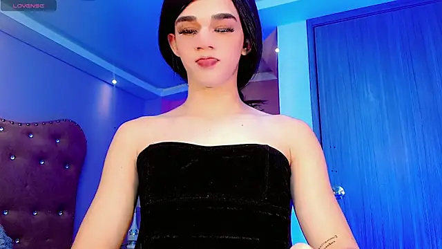 Sophia Stonee online show from September 28, 10:53 pm