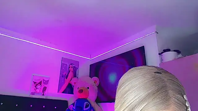 DaliaBacil25 online show from April 4, 1:14 am