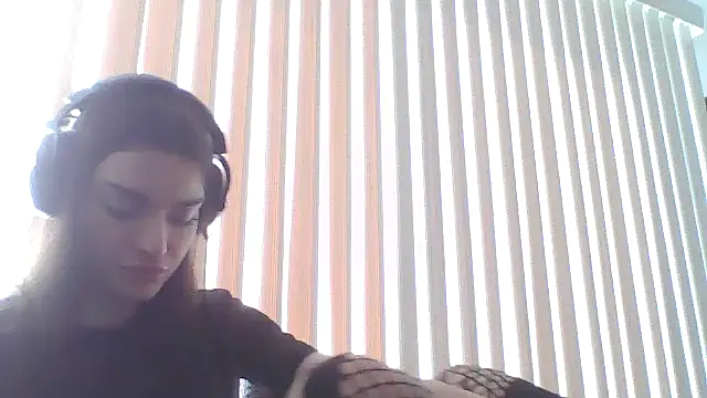 Luna Samosienko online show from October 5, 2:50 pm