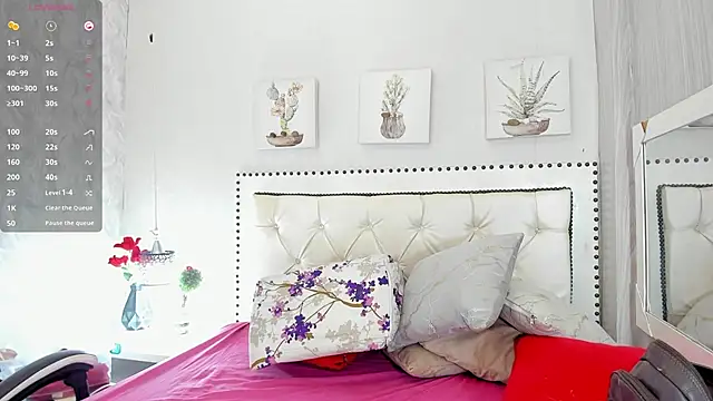  jade 01 online show from June 14, 1:12 pm