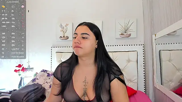  jade 01 online show from June 17, 1:45 pm