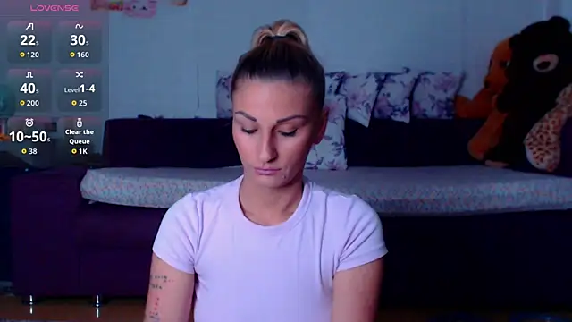 CassieSpell online show from May 30, 9:02 pm