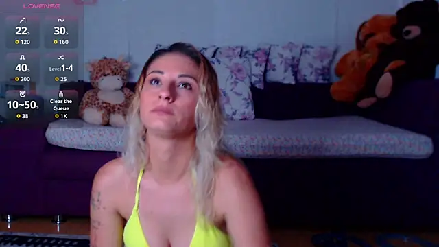 CassieSpell online show from June 4, 8:34 pm