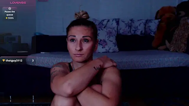 CassieSpell online show from June 23, 8:28 pm