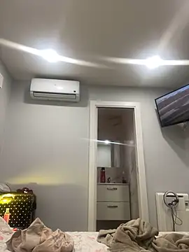 Naomi24herr online show from March 20, 11:22 am