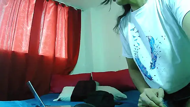 MissAsly online show from November 16, 4:39 pm