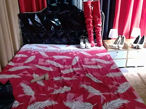 xAsianTOPModelx online show from February 27, 9:15 am