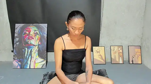 MissAriba online show from December 5, 12:04 am