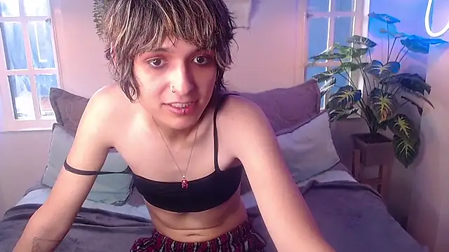 noellee   online show from October 21, 1:56 pm
