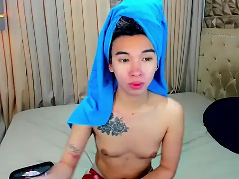 Yourdreamgoddess online show from April 19, 4:46 am