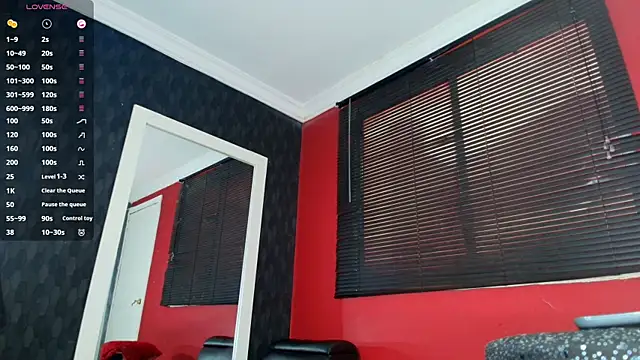 Alisson Steelersexy online show from April 13, 8:35 pm