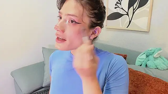 KassMonroe online show from July 17, 8:26 pm