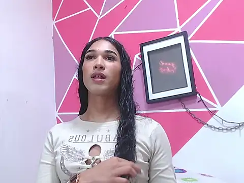 Tifany Adams online show from October 11, 8:11 pm