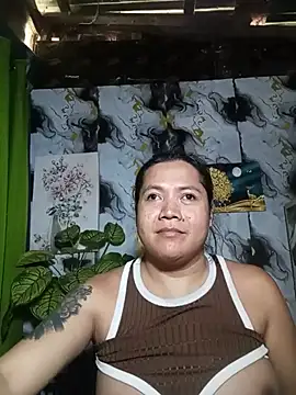 trishacummerts online show from June 8, 2:01 am