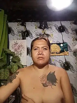 trishacummerts online show from June 29, 11:21 am