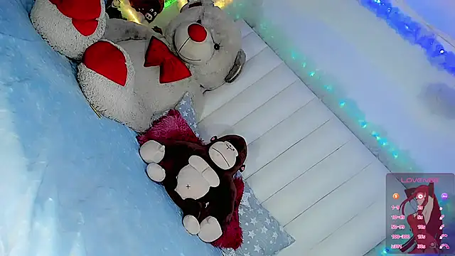 Estefany Leeon online show from November 7, 12:44 am