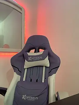 La-Gatiita-trans online show from April 2, 4:27 pm