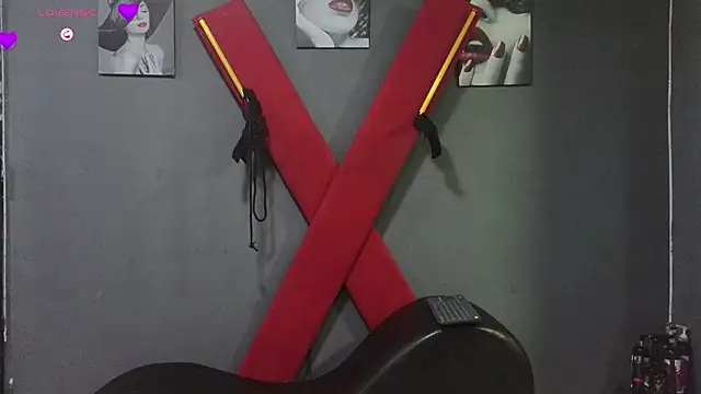 Zakura hot 25 online show from November 1, 7:17 am