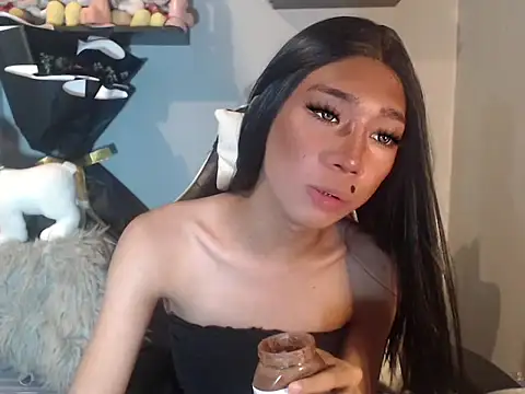 Yourasianbabyemma online show from November 11, 8:21 pm