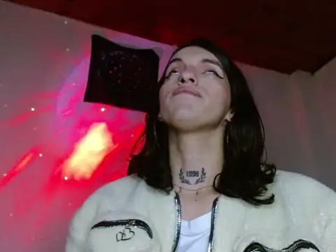 Scarlett crastrawberry online show from April 3, 2:21 am