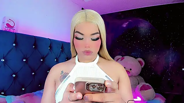 Alannys xHotx online show from February 18, 4:31 am