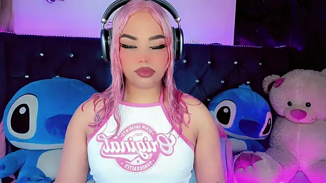 Alannys xHotx online show from March 29, 9:43 am