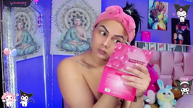 Zulema Zahirx online show from October 28, 11:35 pm