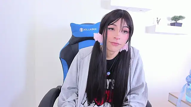 Damiian20  online show from March 11, 12:20 pm