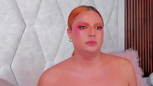 IrinaaVega online show from April 7, 8:10 pm