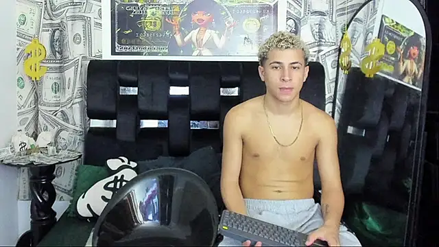 Horny Duo0 online show from November 3, 4:00 am