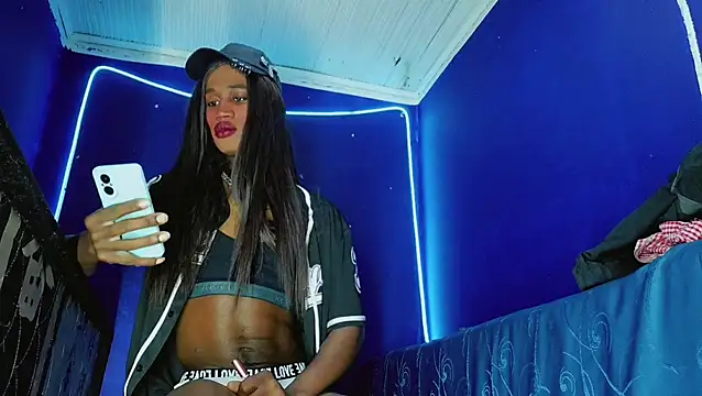 Kloe cardashan online show from November 2, 6:22 am