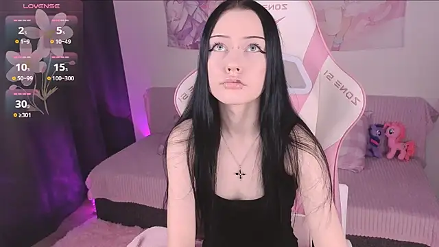 ophelia amber online show from July 3, 9:09 pm
