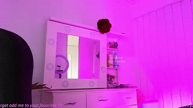 BabyLauritaa online show from June 19, 9:52 pm