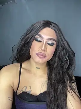 melani ferraraa  online show from April 4, 5:16 am