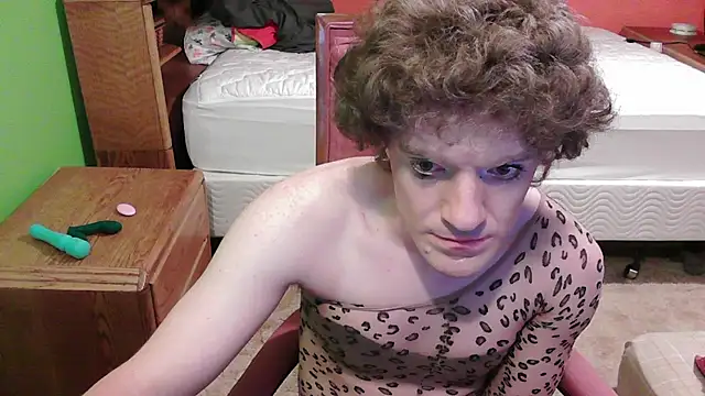 glamtransgoddess15 online show from July 13, 10:00 pm