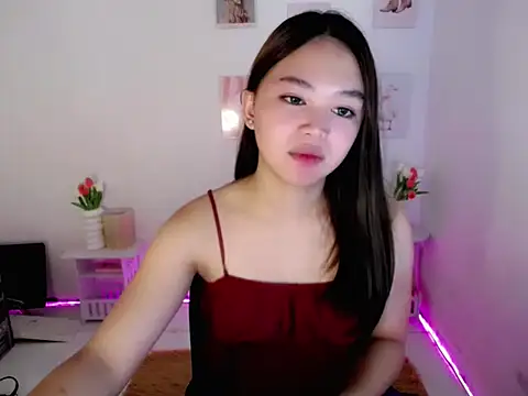 lustfullakim online show from July 28, 4:51 pm