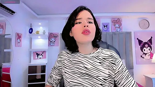 ClaudiaSophia online show from February 6, 11:27 am