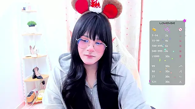 Omorimori online show from November 30, 2:52 pm