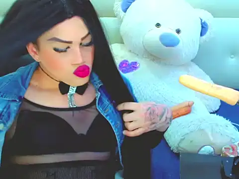 NharaBigCock online show from February 21, 5:27 pm