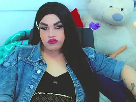 NharaBigCock online show from March 21, 7:18 pm