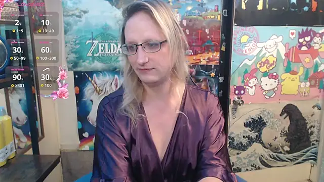 Savanah Banana  online show from July 17, 9:26 am