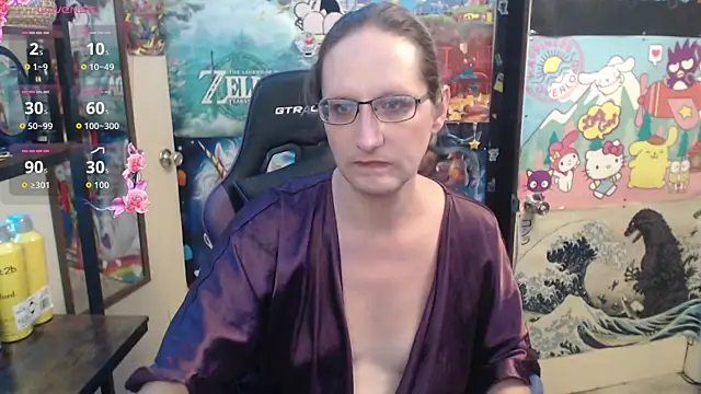 Savanah Banana  online show from July 18, 9:27 am